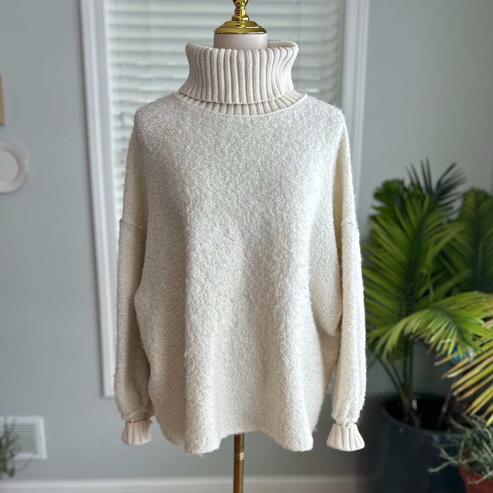 Free People Cream Cozy Oversized Turtleneck Knit Sweater Sz XS